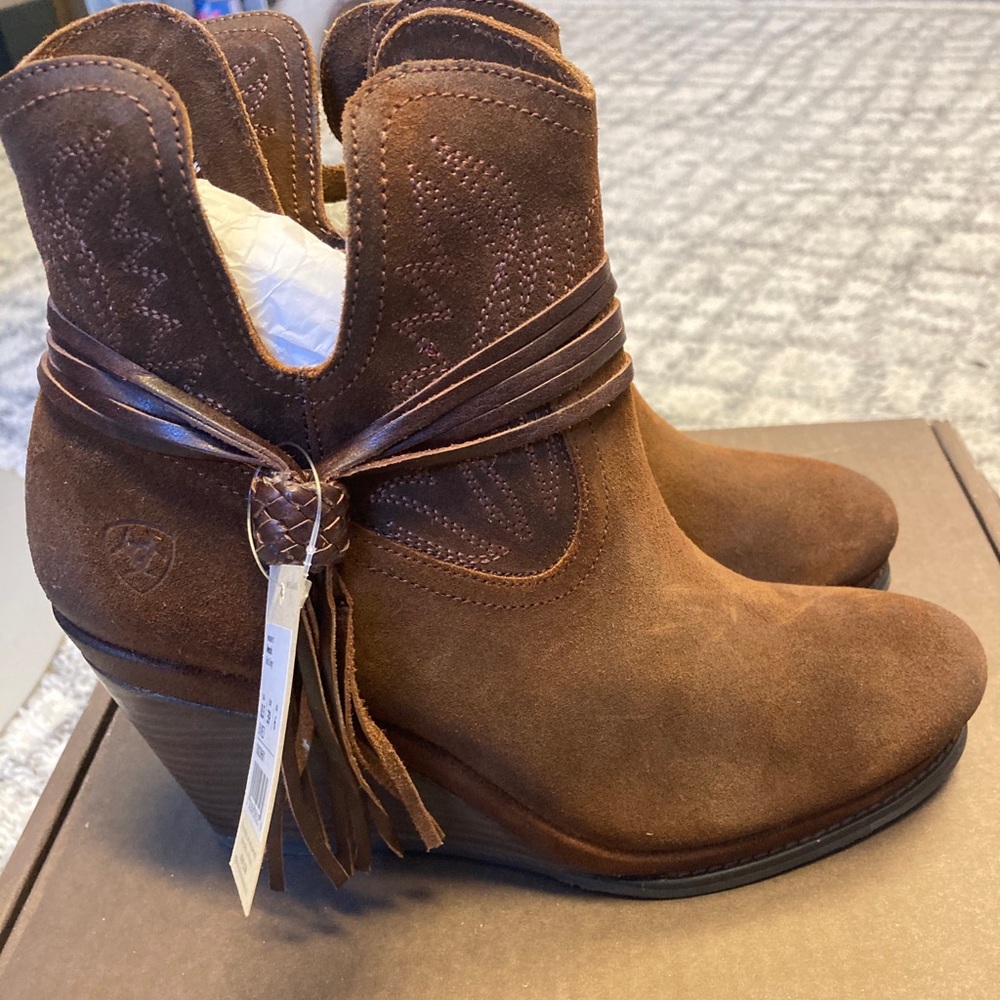 Ariat booties size 8.5